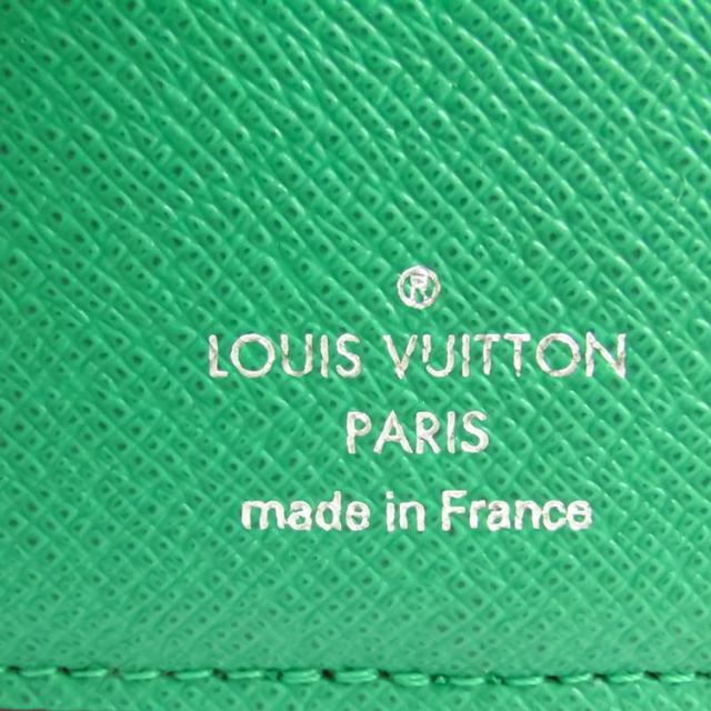 LOUIS VUITTON Taiga