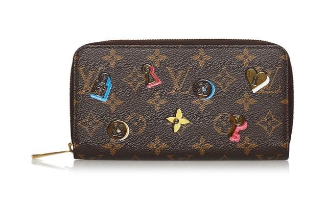 LOUIS VUITTON Logo PVC