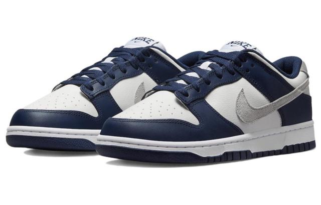 Nike Dunk Low "Midnight Navy"