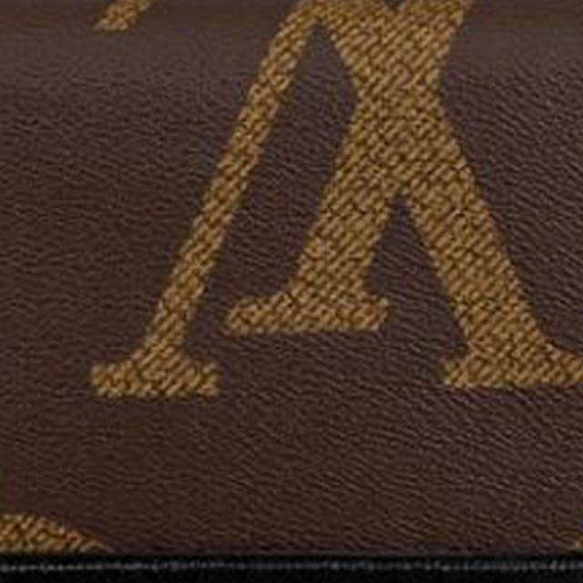 LOUIS VUITTON Dauphine Logo