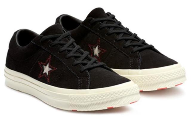 Converse One Star