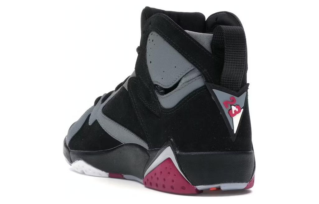 Jordan Air Jordan 7 Retro Sport Fuschia