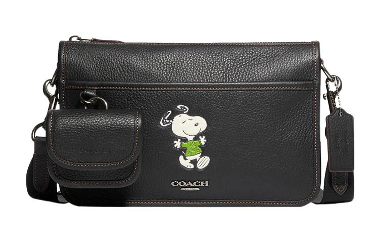 COACH x Peanuts Snoopy