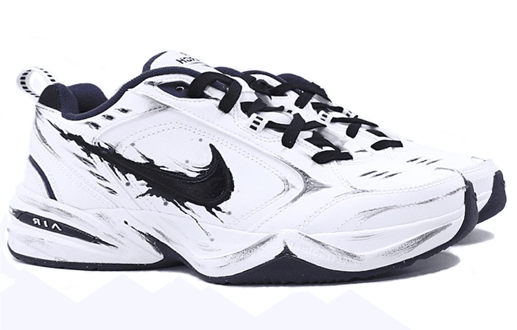 Nike Air Monarch 4