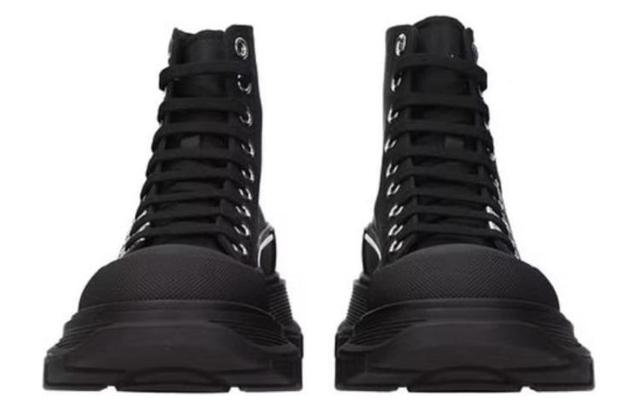 Alexander McQueen Tread Slick