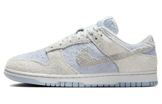 Nike Dunk "Light Armory Blue and Photon Dust"