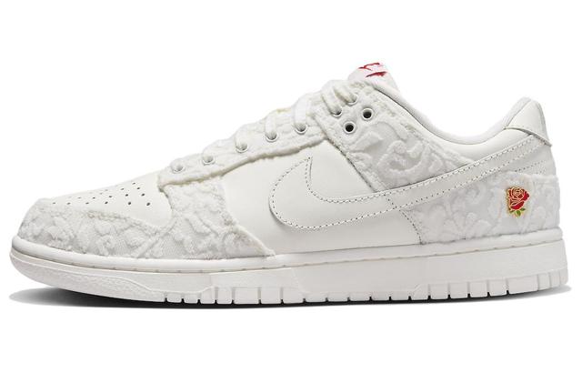Nike Dunk WMNS Give Her Flowers