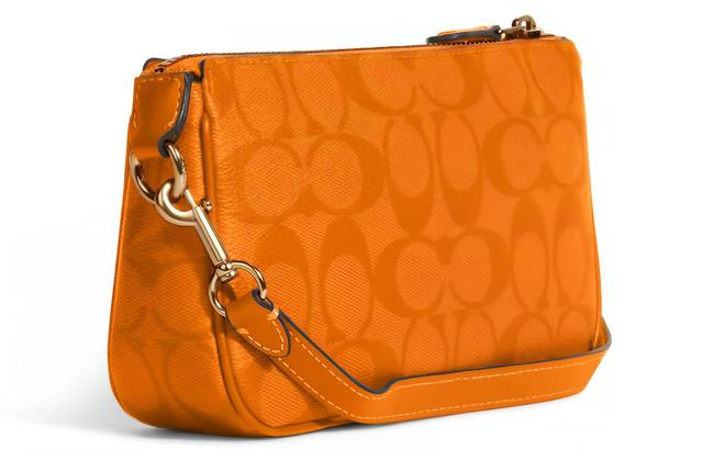 COACH Nolita 19 PVC