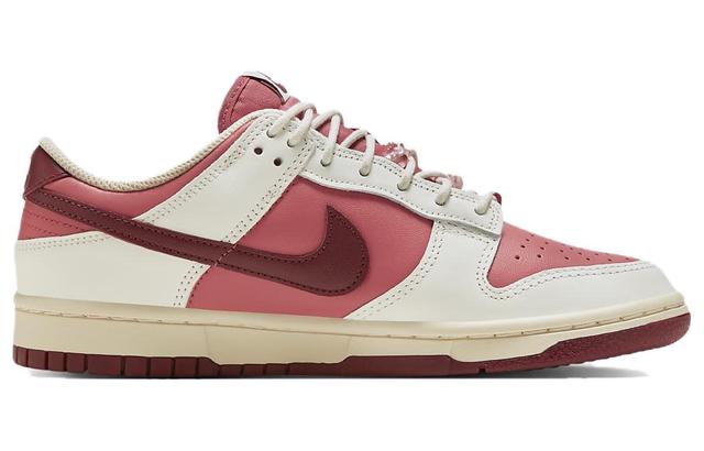 Nike Dunk Low "Valentines Day"