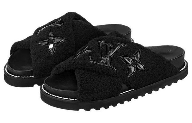 LOUIS VUITTON Paseo Comfort