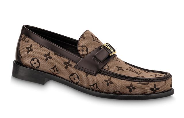 LOUIS VUITTON Major