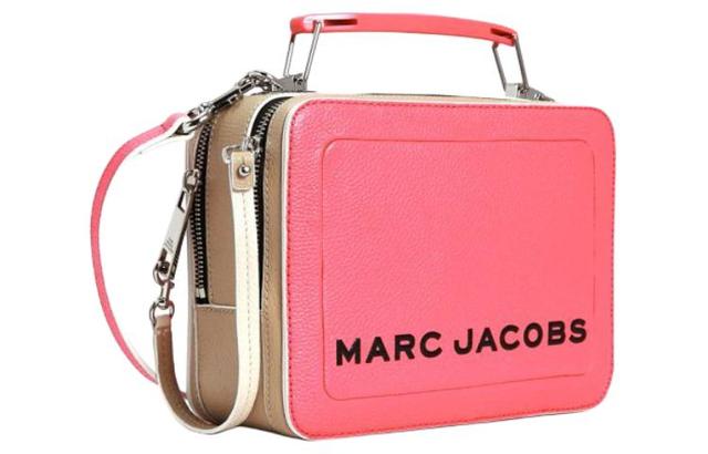 MARC JACOBS Logo