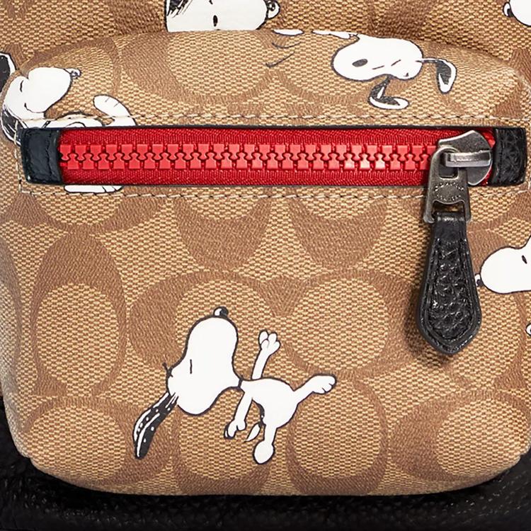 COACH x Peanuts Snoopy West 16