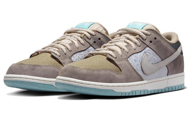 Nike SB Dunk Low "Big Money Savings"