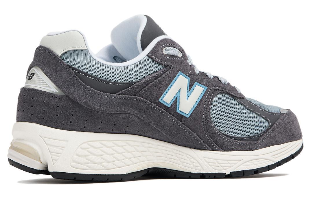 New Balance NB 2002R