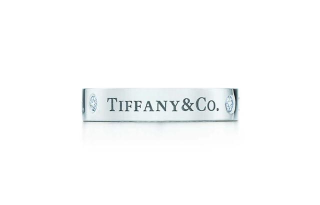 TIFFANY CO. Return to Tiffany 18K 3mm