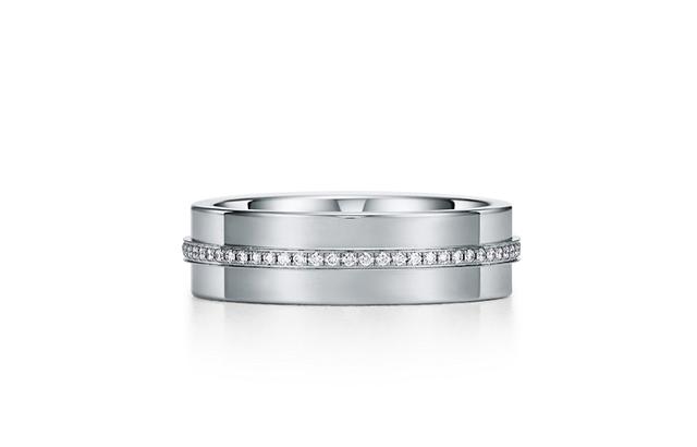 TIFFANY CO. T 18K 5.5mm