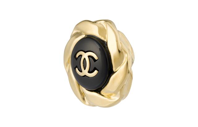 CHANEL Logo C