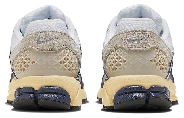 Nike Air Zoom Vomero 5