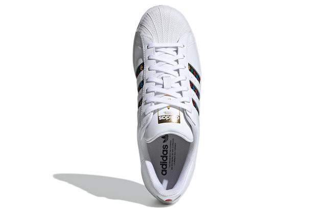 adidas originals Superstar Logo