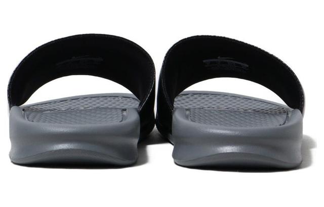 Nike Benassi