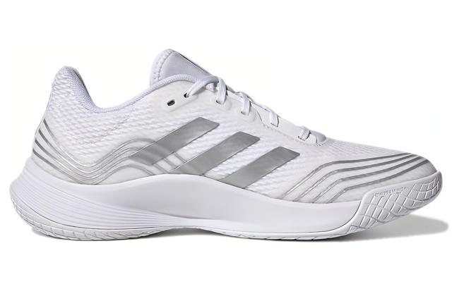 adidas Novaflight