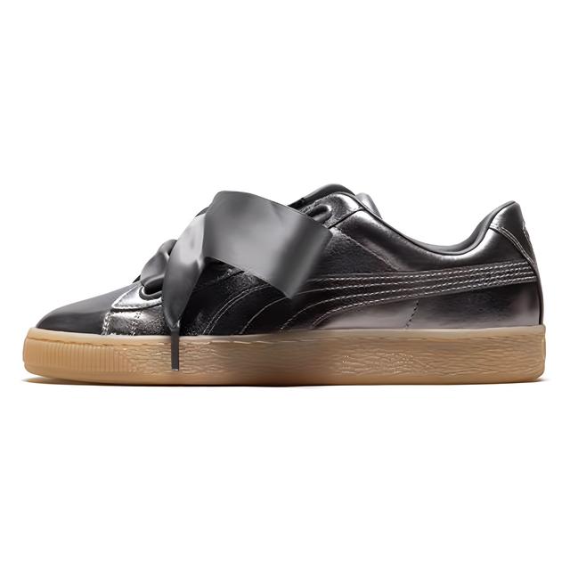 PUMA Basket Heart Luxe