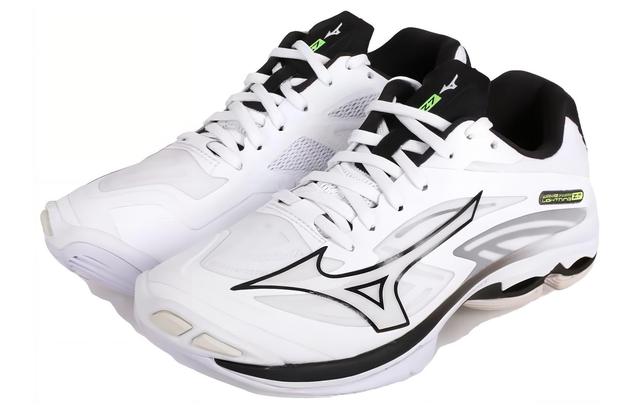 Mizuno Wave Lightning Z7