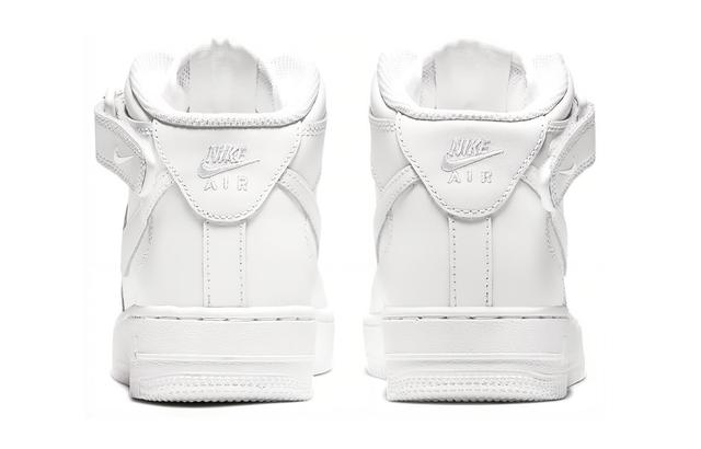 Nike Air Force 1 LE GS