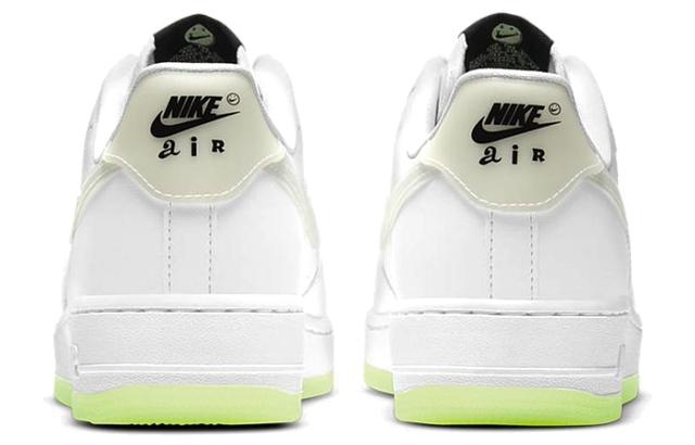 Nike Air Force 1 have a nike day
