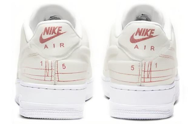 Nike Air Force 1 07 lx