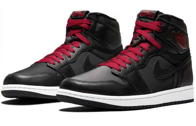 Jordan Air Jordan 1 Retro High OG Black Satin GS