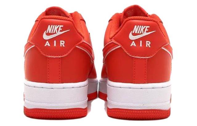 Nike Air Force 1 Low "Crimson"