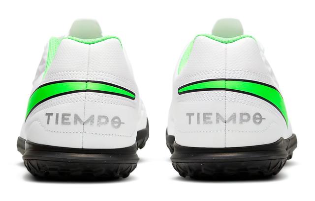 Nike Jr. Tiempo Legend 8 Club TF