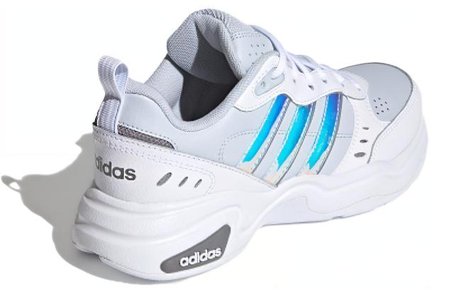 adidas neo Strutter