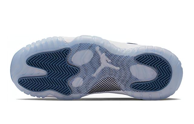 Jordan Air Jordan 11 Low "Navy Snakeskin" GS 2019