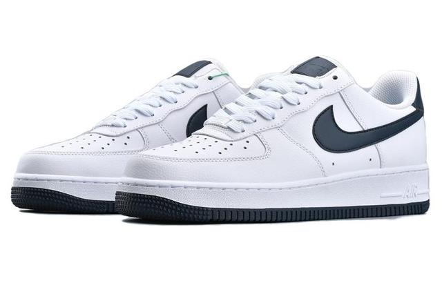 Nike Air Force 1 Low 07