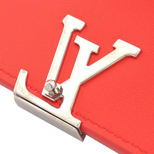 LOUIS VUITTON Portefeuille Capucines