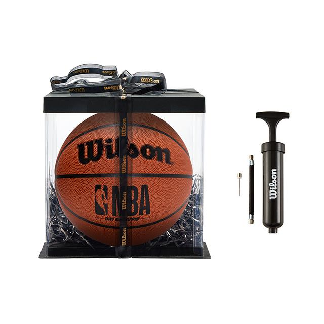 Wilson x NBA 7 PU