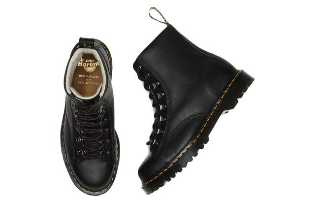 Dr.Martens 8