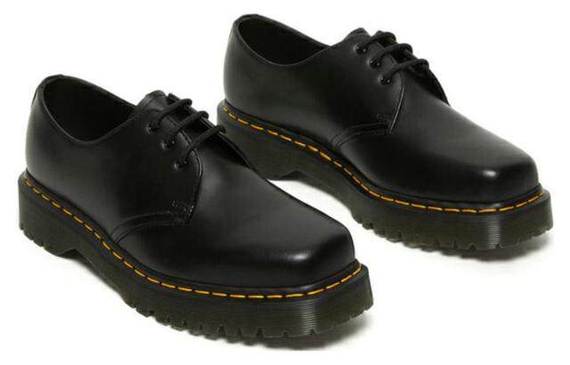 Dr.Martens