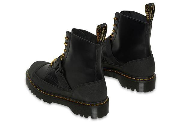 Dr.Martens 1460 Tech