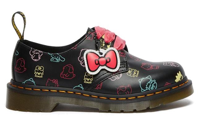 Hello Kitty and Friends x Dr.Martens 1461