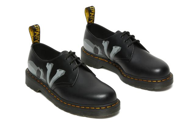 A BATHING APE x mastermind Japan x Dr.Martens 1461