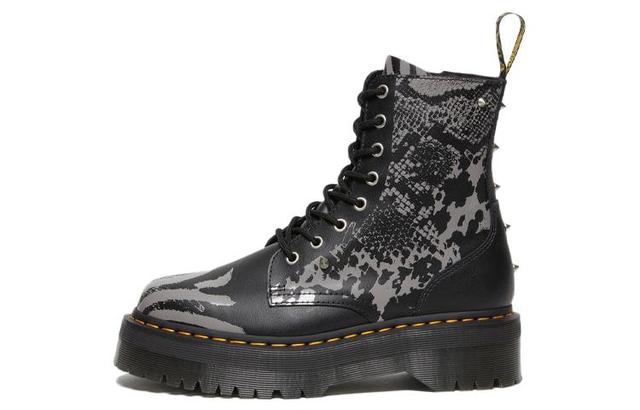 Dr.Martens