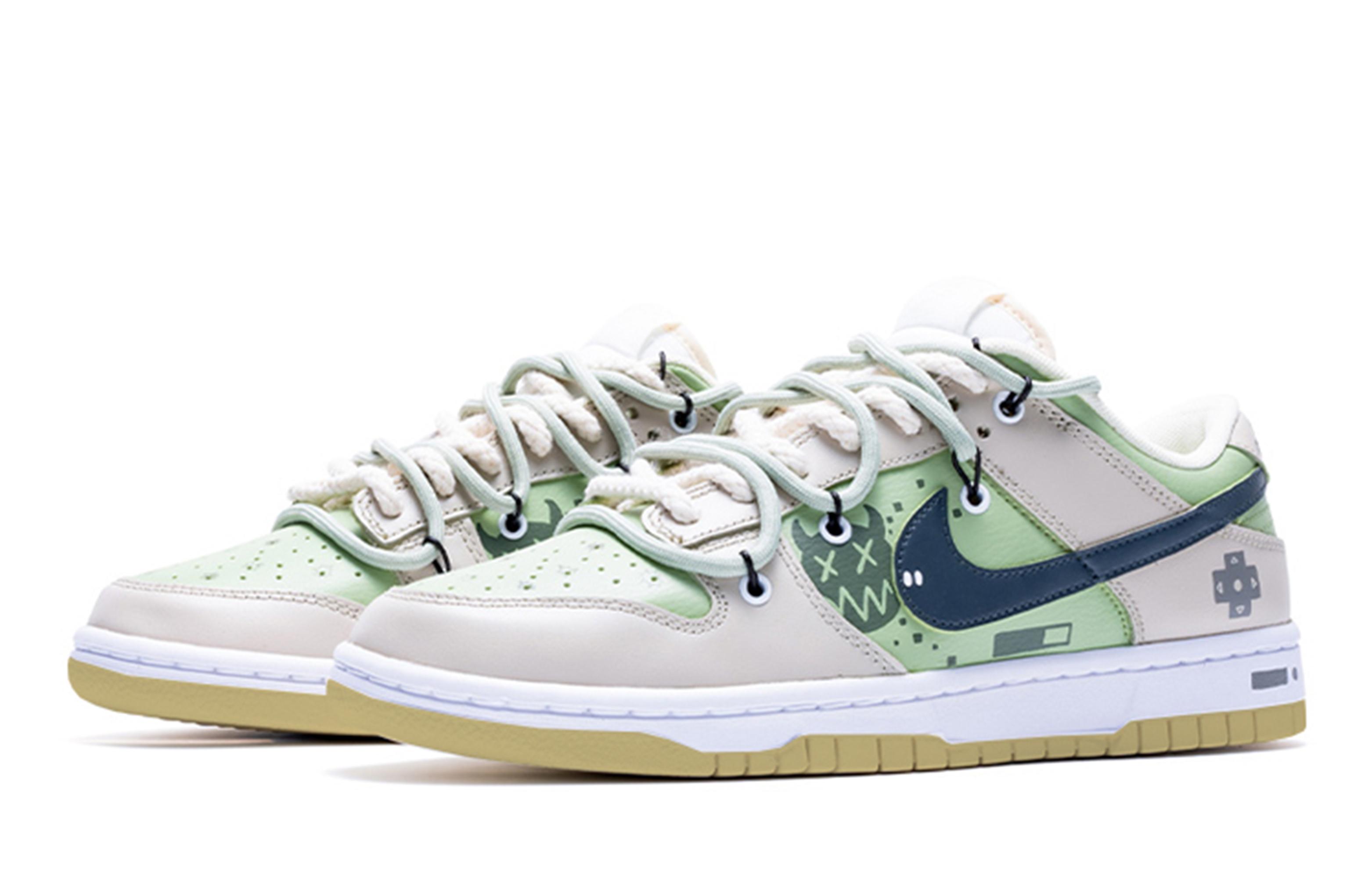 Nike Dunk Low Retro GAMEBOY