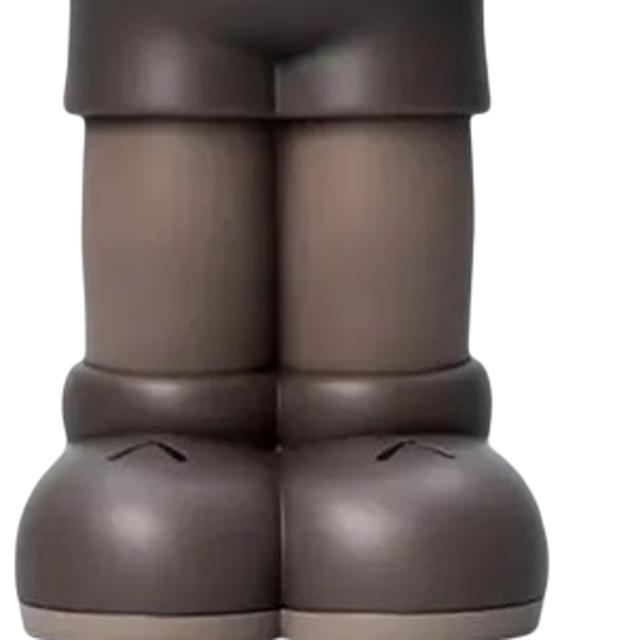 KAWS HOLIDAY UNITED KINGDOM 20cm