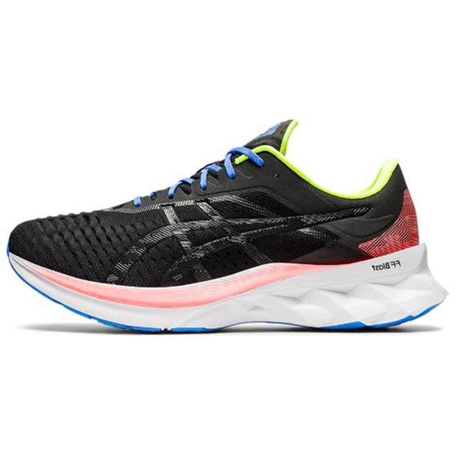 Asics Novablast