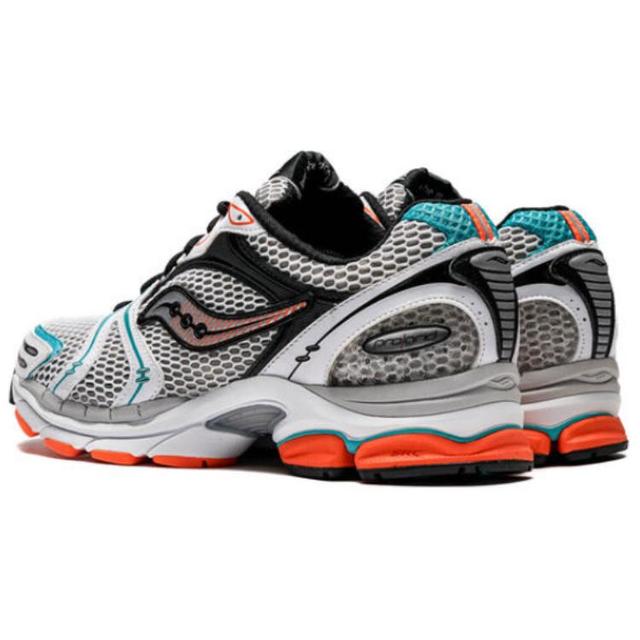 Saucony ProGrid Triumph 4