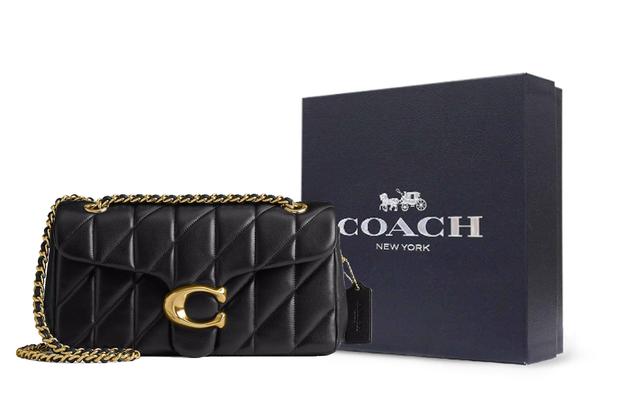 COACH Tabby 26 Logo